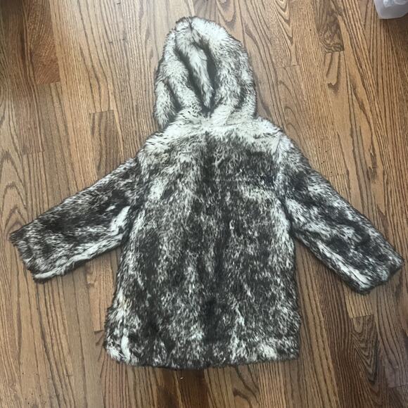 Zucchero Filato (3T) Faux Fur Coat - Picture 8 of 11